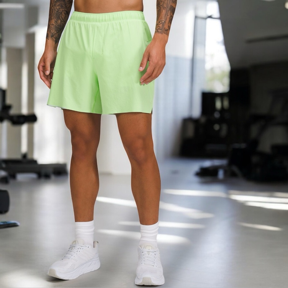 Lululemon mens surge athletic lined short 6” inseam size medium lime